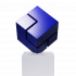 GBMpic_ Ein metallisch blauer Würfel mit einer fehlenden Ecke, präsentiert auf einem weißen Sockel.